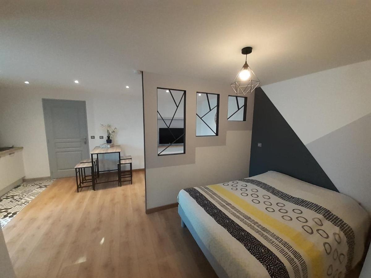 Studio Le Menascle Saint-Georges-de-Luzençon Kültér fotó