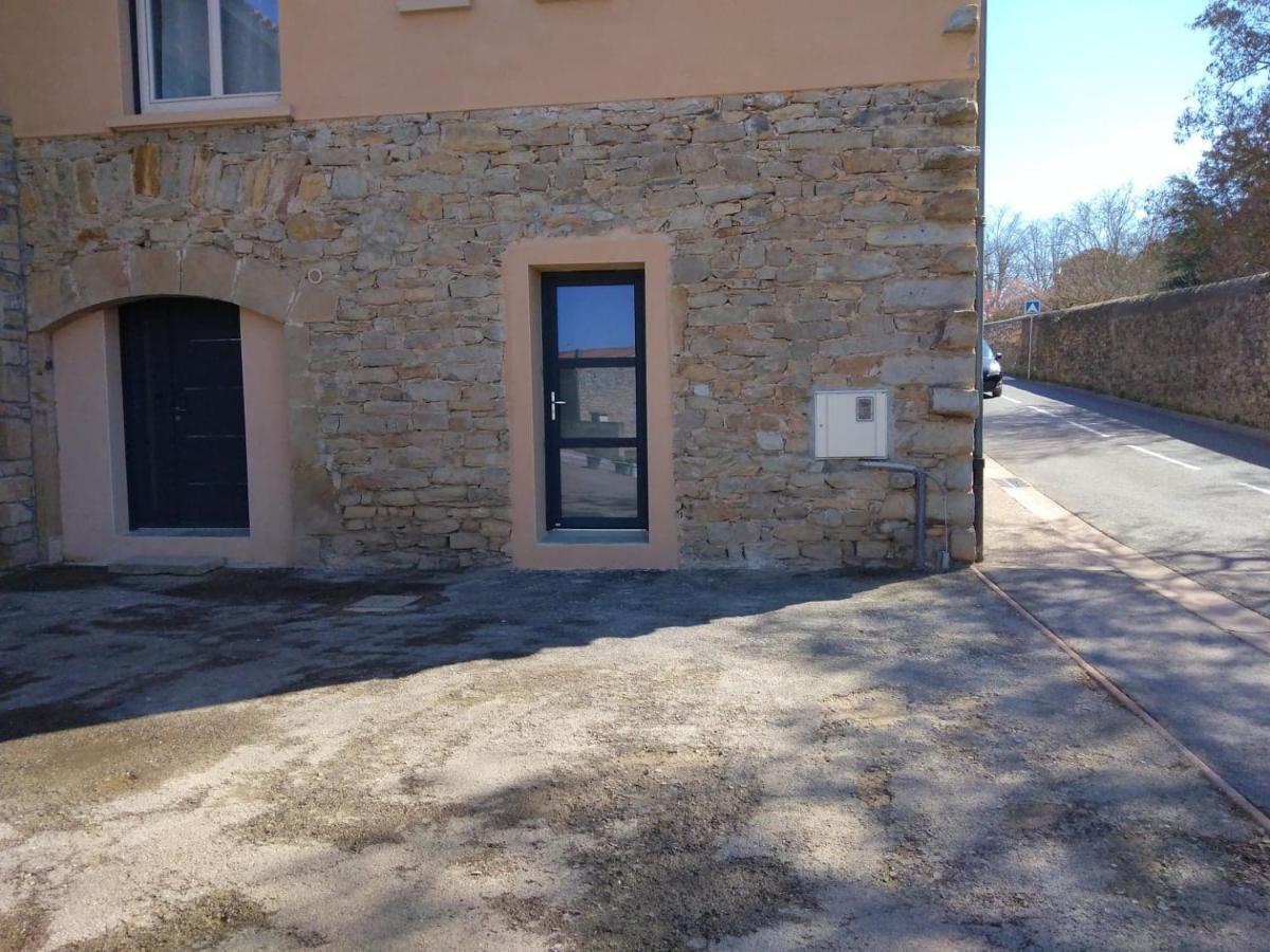 Studio Le Menascle Saint-Georges-de-Luzençon Kültér fotó